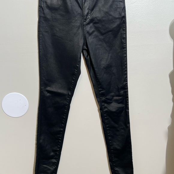 AG Adriano Goldschmied
Mila
LEATHERETTE SUPER HIGH-RISE SKINNY - Picture 6 of 11